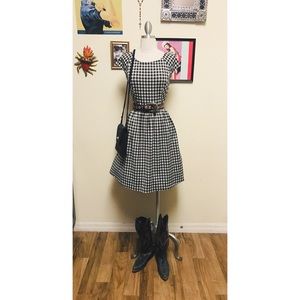 Elle Gingham dress